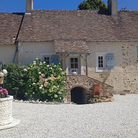 La Petite Maison Dans La Prairie Ecommoy Kültér fotó